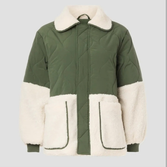 NWT Blanknyc Quilted Sherpa Jacket - Picture 5 of 8